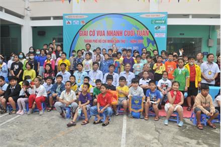 Hơn 100 kỳ thủ tranh tài tại giải Vô Địch Cờ Vua Nhanh Lần 1 năm 2021