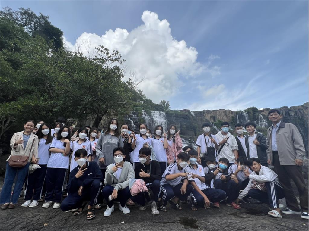 THPT VĨNH VIỄN, NHỮNG NGÀY HÈ TƯƠI VUI TẠI ĐÀ LẠT NĂM 2022