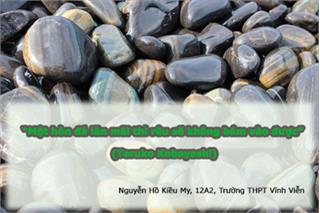 Một hòn đá lăn mãi thì rêu sẽ không bám vào được